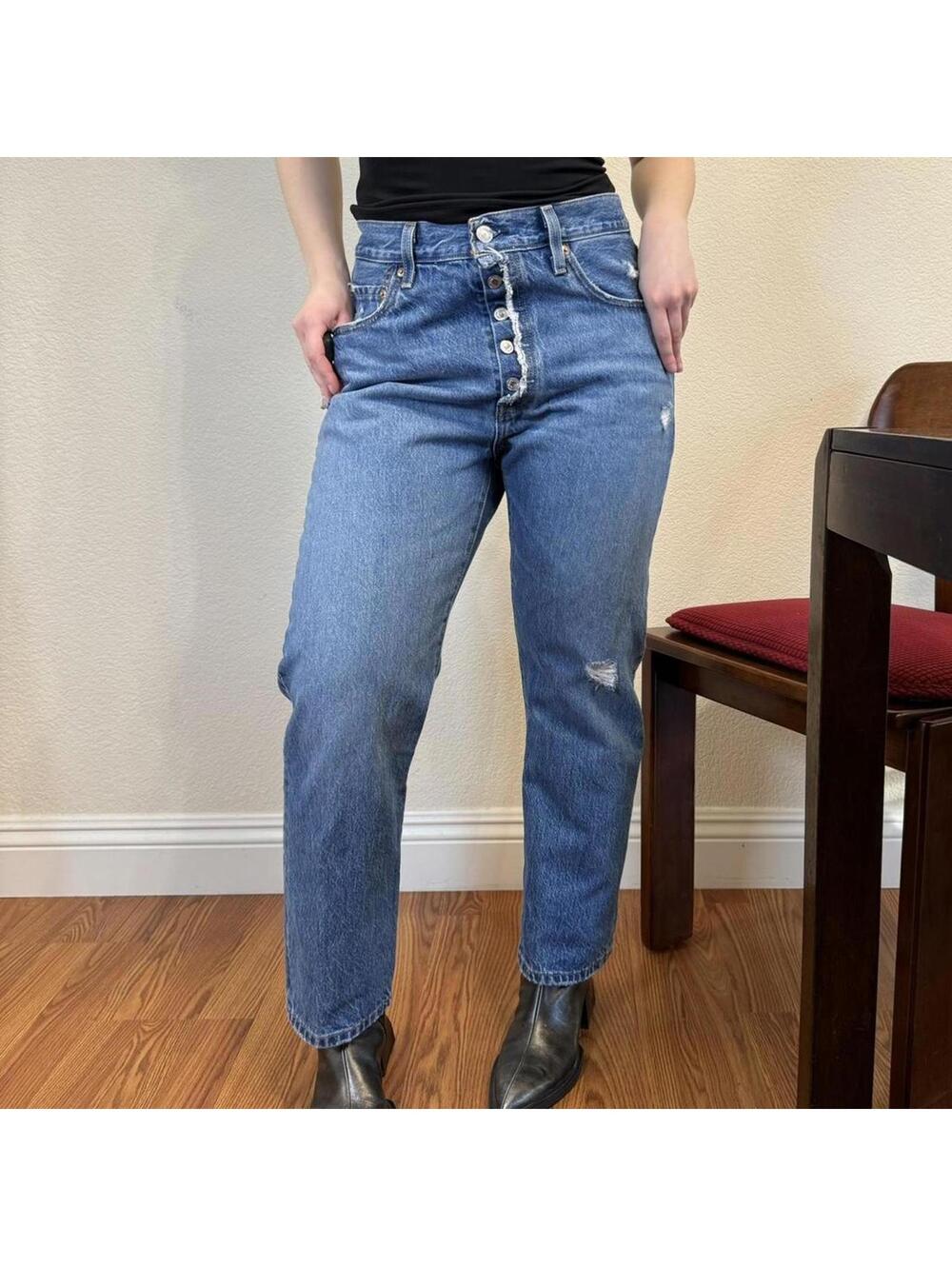 Levi’s Premium 501 Straight Leg Jeans Womens 29 Blue Distressed Medium Wash